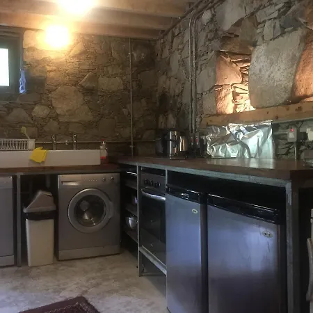 בית כפרי Haralambias Preservd House Alona
