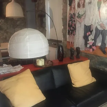 בית כפרי Haralambias Preservd House Alona