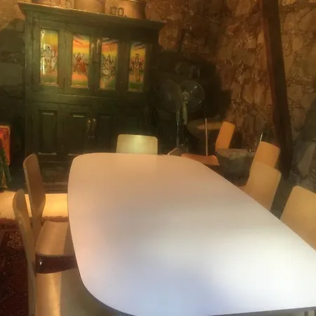 Haralambias Preservd House בית כפרי